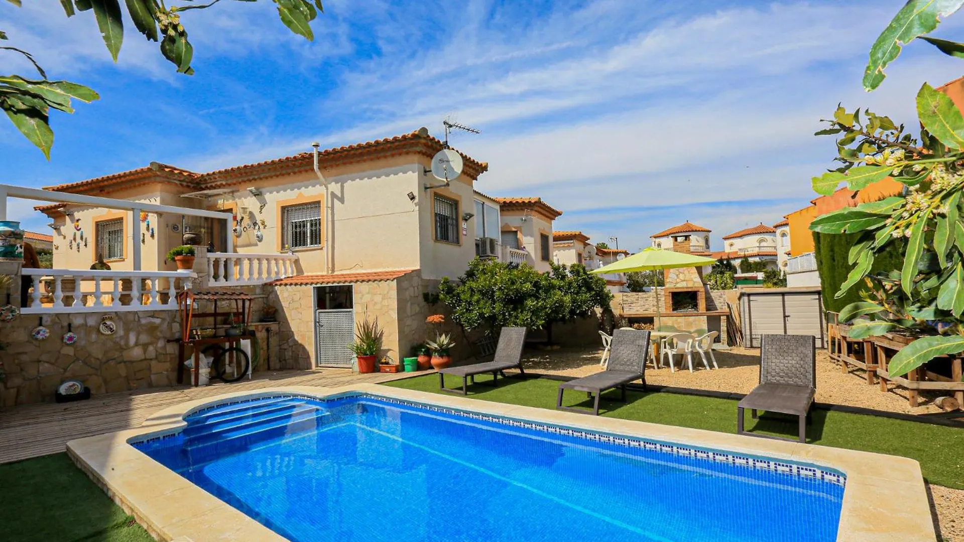 Villa Fenoy - Only Families Miami Playa