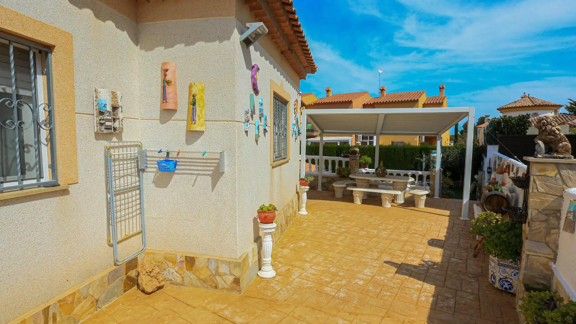 Villa Fenoy - Only Families Miami Playa