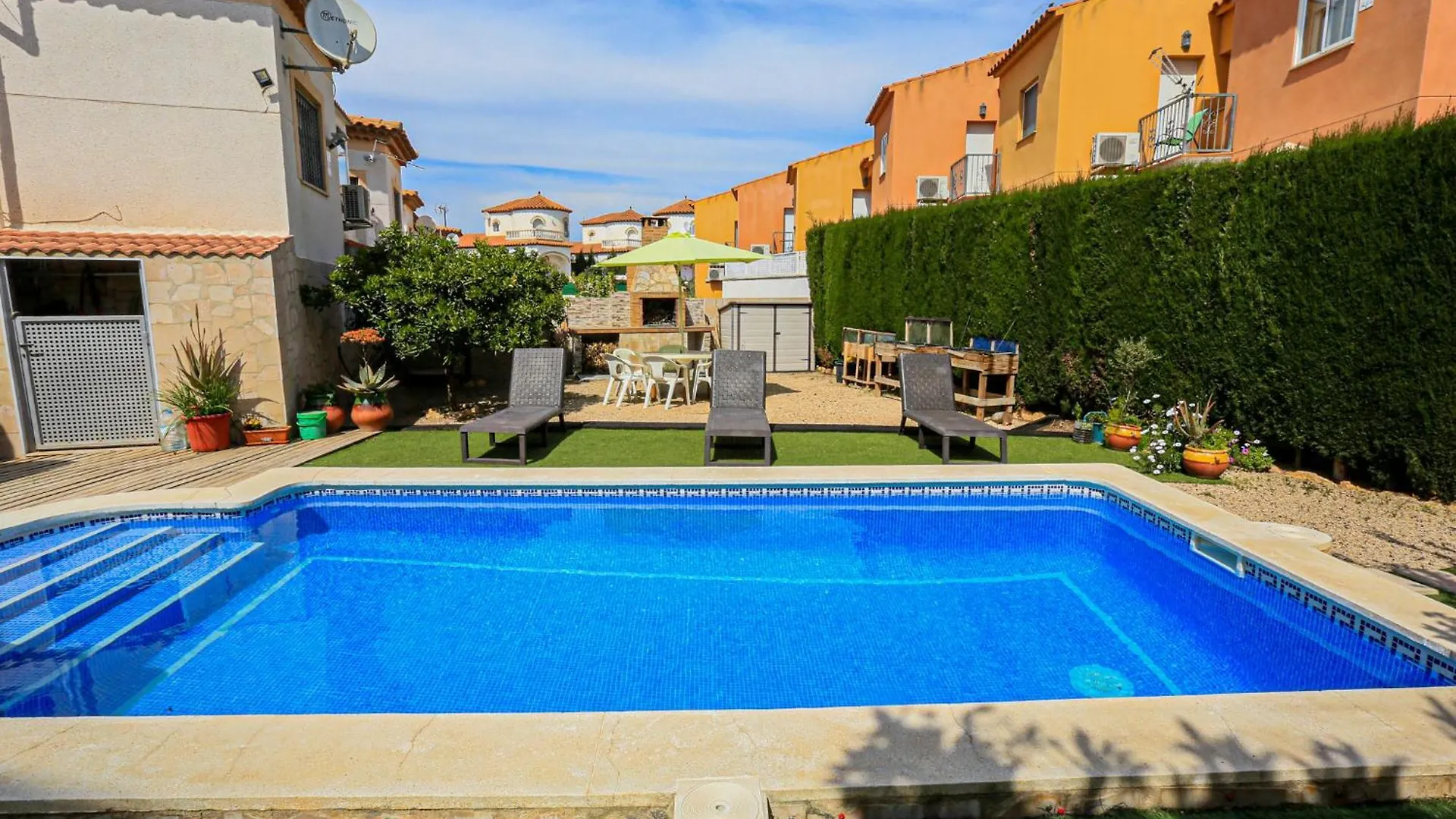 Villa Fenoy - Only Families Miami Playa Spain