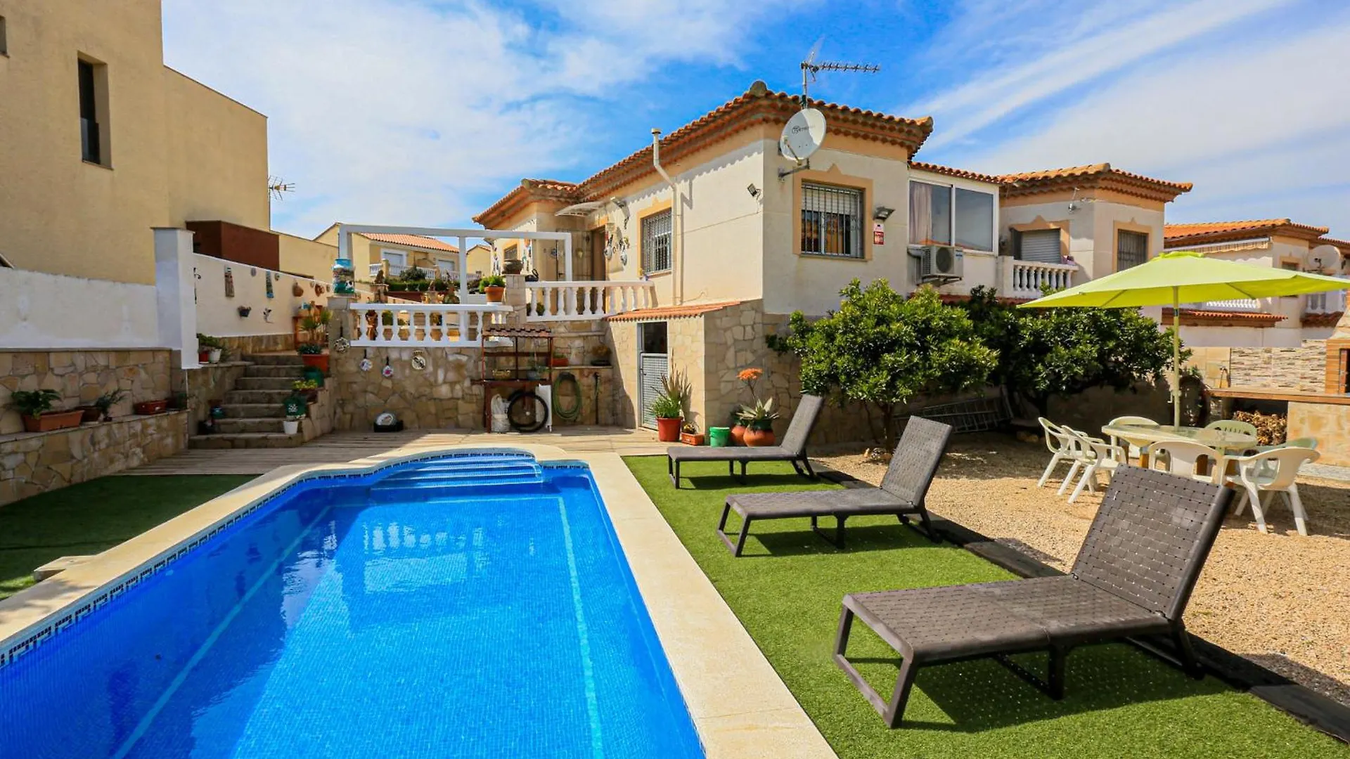 Villa Fenoy - Only Families Miami Playa