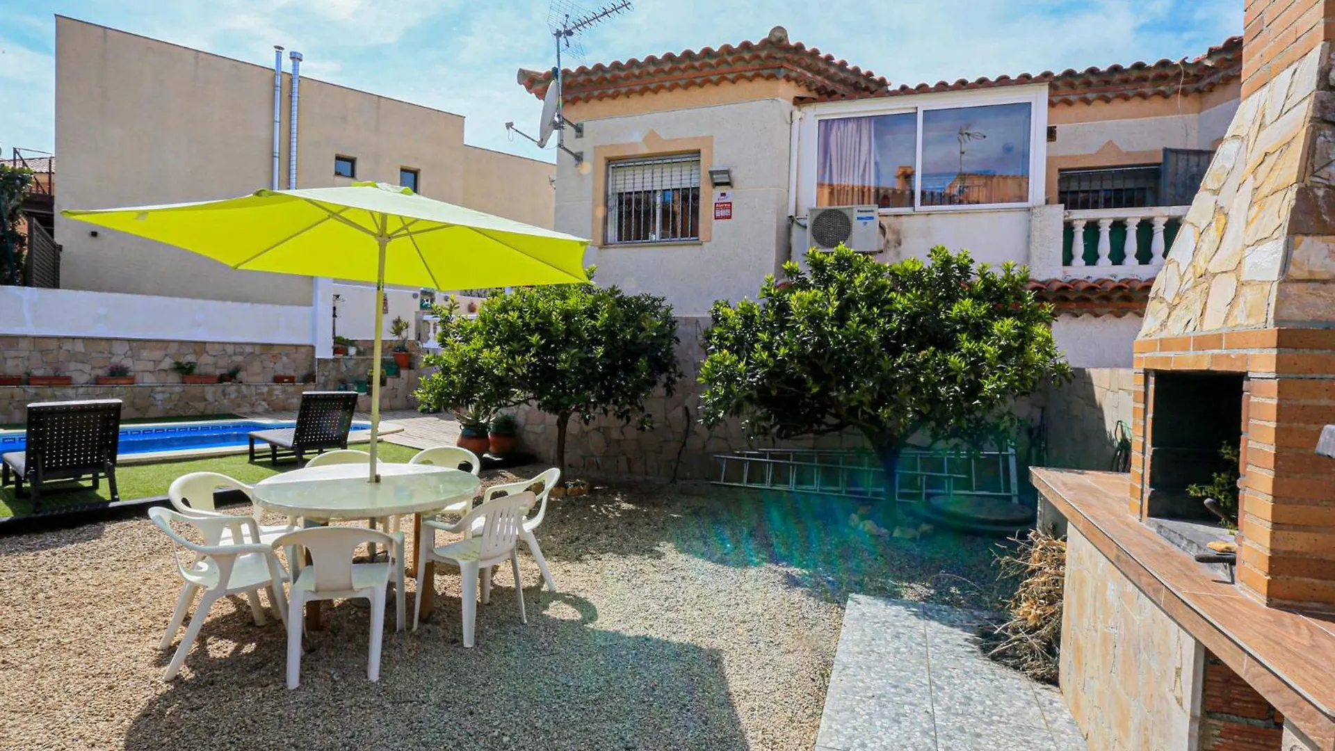 Villa Fenoy - Only Families Miami Playa